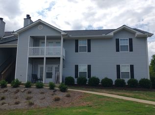 906 Pelham Square Way, Greer, SC 29650