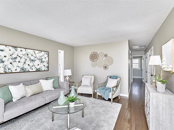 3rd image of 3969 Havercliff Ln
