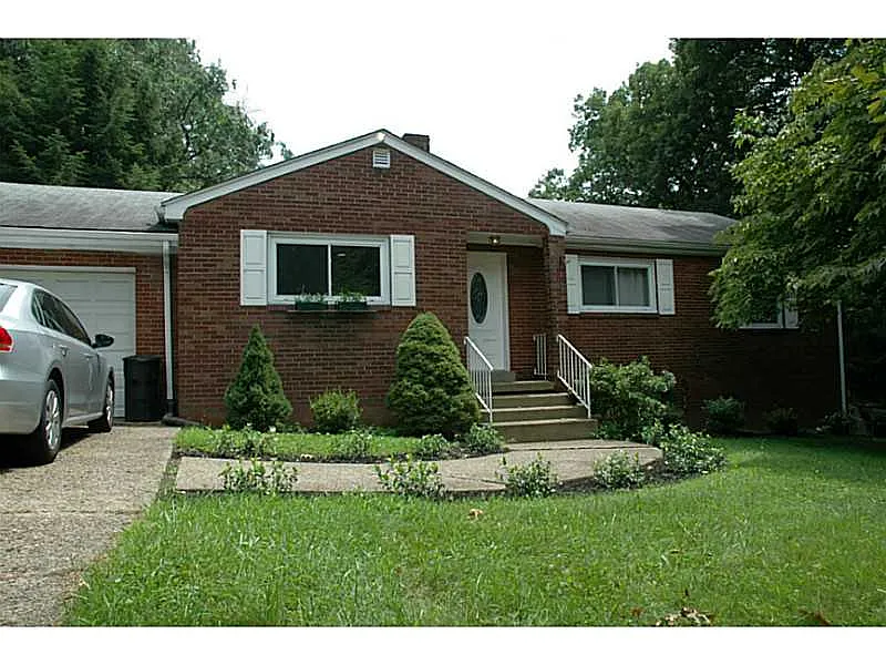 42 Watson St photo 1
