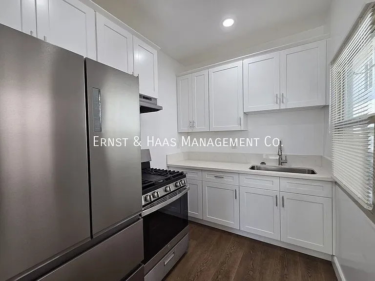 33 Orange Ave #2 — Photo 5
