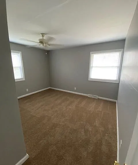 229 Newcastle Ct — Photo 6