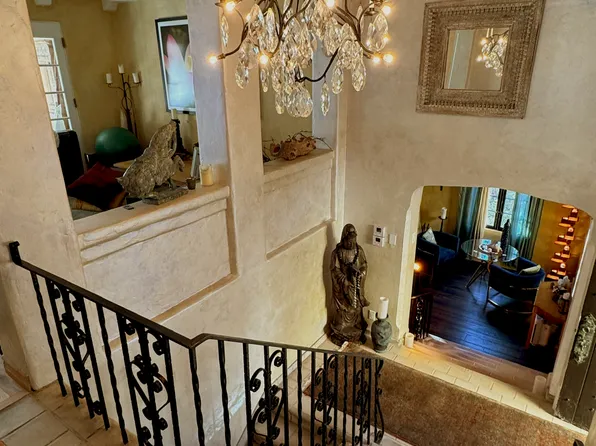 (undisclosed Address), Los Angeles, CA 90068