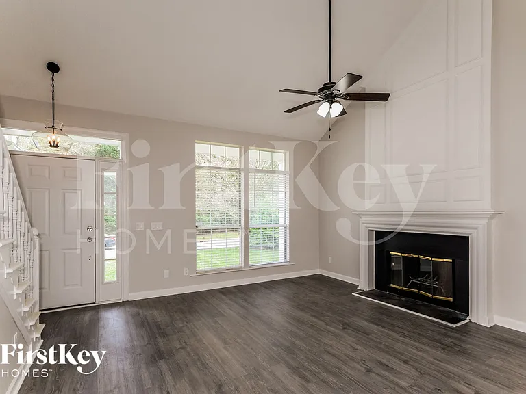12137 Moonshadow Ln — Photo 3
