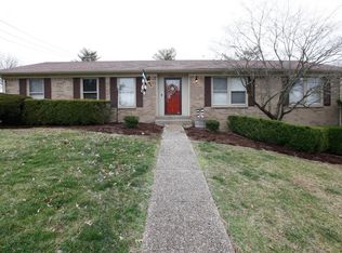 3290 Pepperhill Rd, Lexington, KY 40502