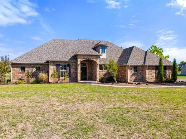 1960 Bermuda Dr, Newcastle, OK 73065
