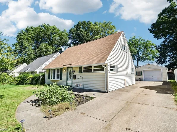 1769 Windsor St, Cuyahoga Falls, OH 44221