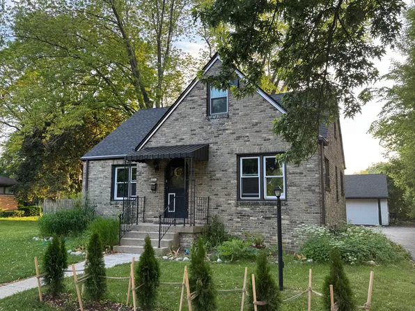 4011 S 76th St, Milwaukee, WI 53220