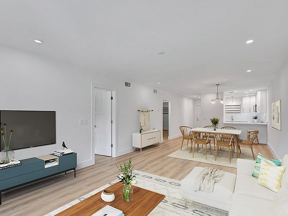 5th image of 208 S Lakeside Drive #102