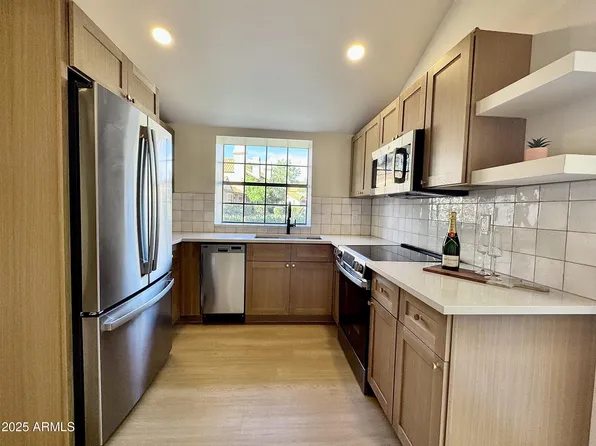 5704 E AIRE LIBRE Avenue #1074, Scottsdale, AZ 85254