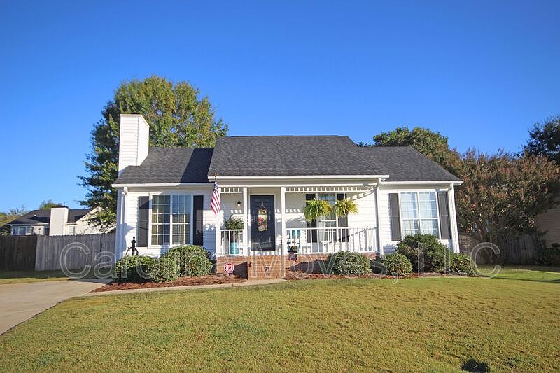 1st image of 311 Fairdale Dr