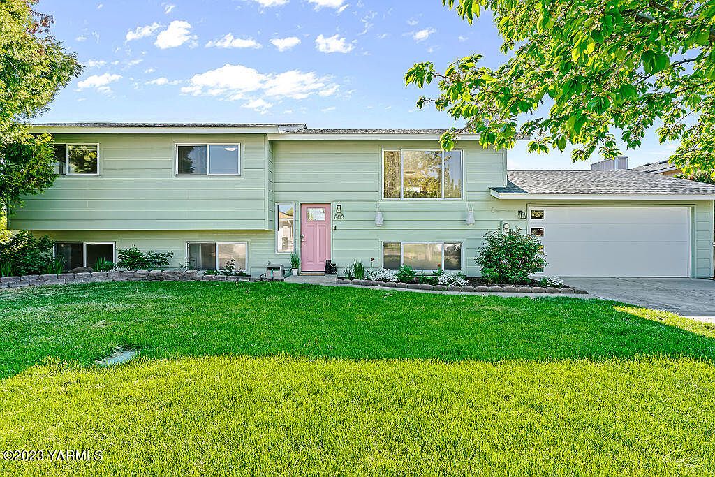 803 S 46th Ave, Yakima, WA 98908 Zillow
