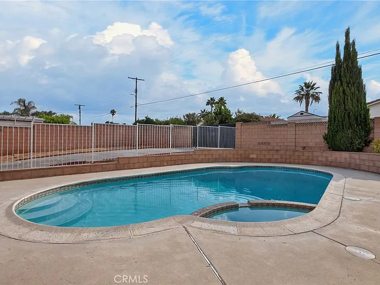 9624 Swinton Ave — Photo 27