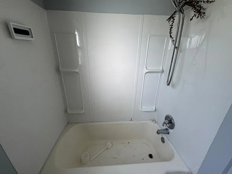 28 W Willow St — Photo 17