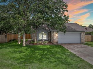 4100 Brompton Ln, Bryan, TX 77802