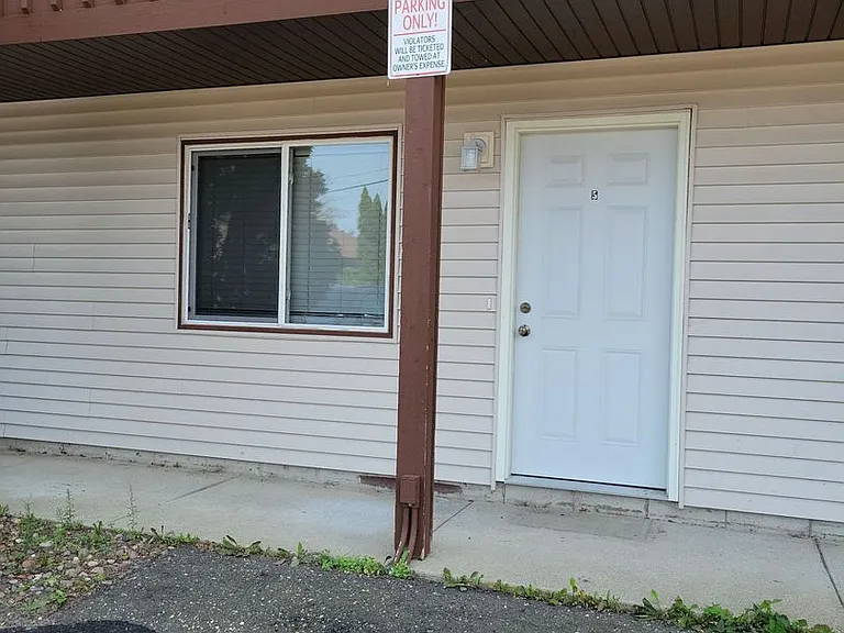 523 Wasson Lane — Photo 2