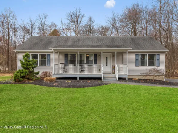 24 Carolyn Drive, New Paltz, NY 12561