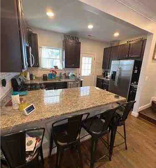 1614 Eastern Ave NE — Photo 4