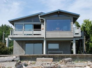 7832 Point No Point Rd NE, Hansville, WA 98340