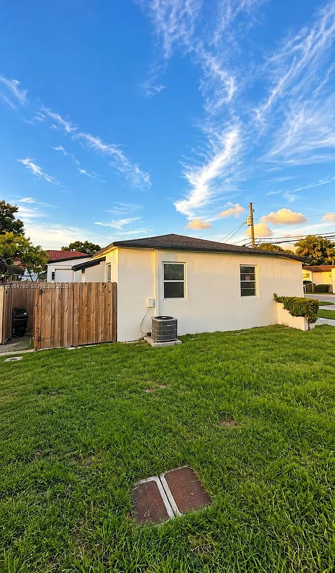 2 bed, 1.0 bath, $2,550 — Photo 4
