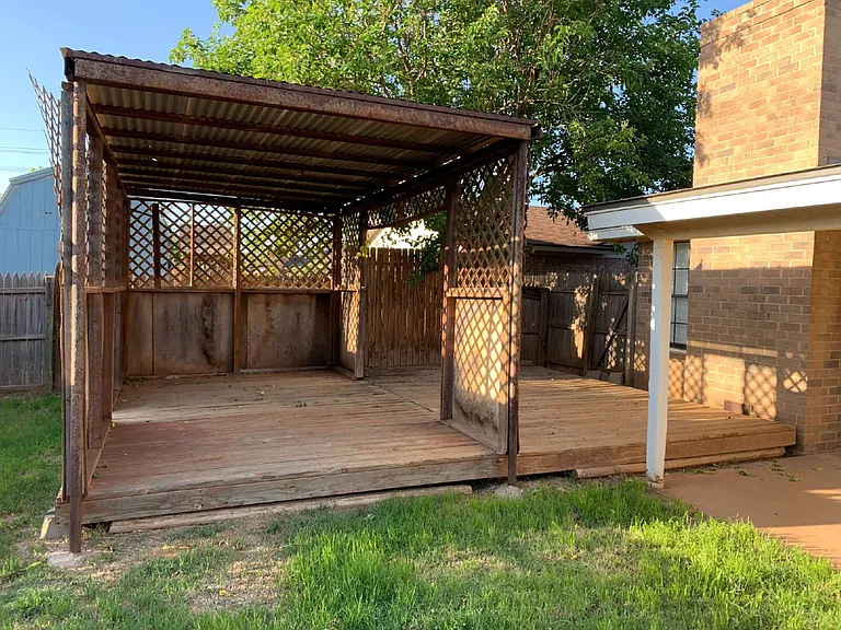 408 Ironton Ave — Photo 11