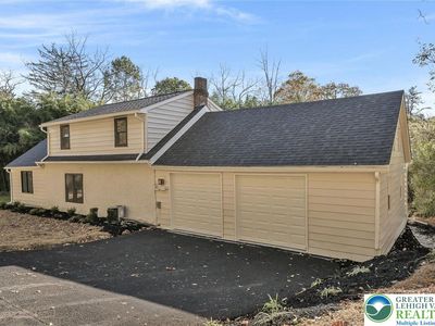 1452 Weyhill Dr, Center Valley, PA, 18034