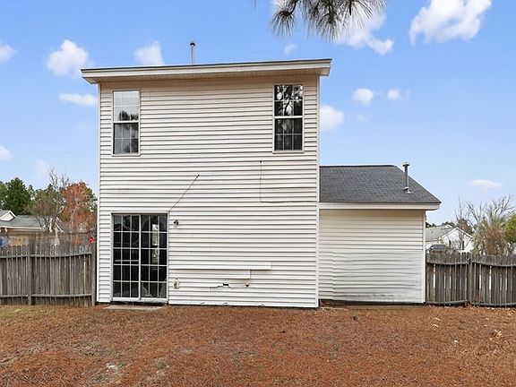 3rd image of 30 Glen Knoll Pl