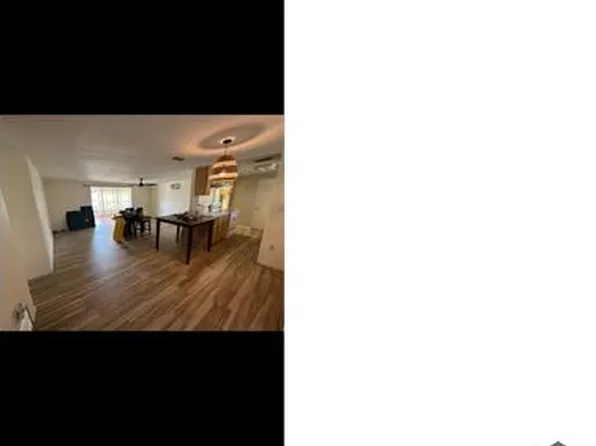 4514 Maceachen Blvd, Sarasota, FL 34233