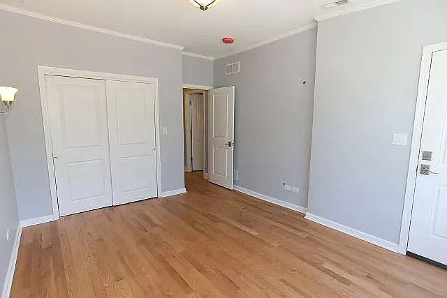 4236 N Albany Ave #1 — Photo 15