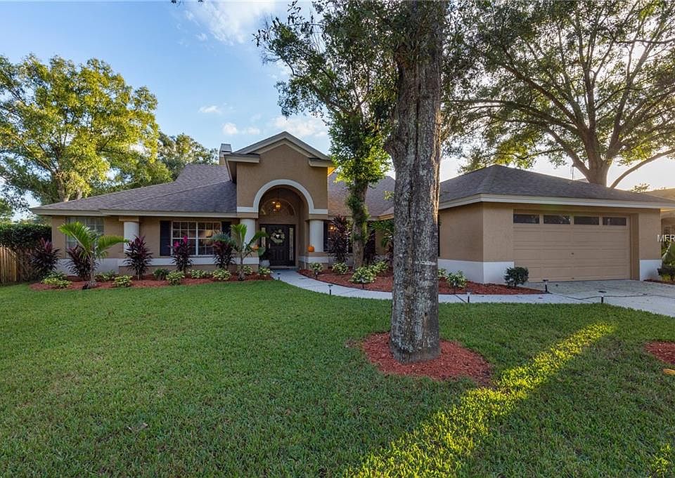1st image of 513 Goodwood Dr