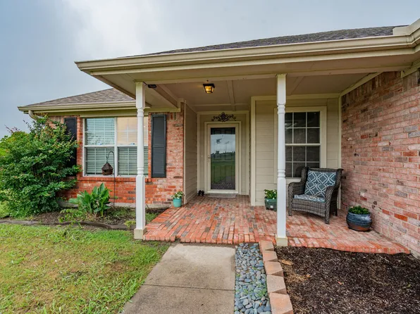 2805 Gilmer St, Caddo Mills, TX 75135