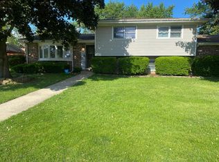 1161 Comet Dr, Aurora, IL 60505