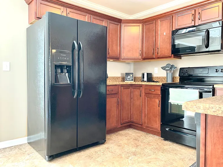 308 Sam Houston Cir — Photo 11