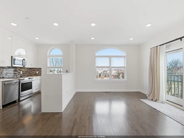974 Summit Ave Unit 406, Jersey City, NJ 07307