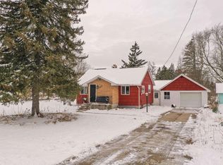 3209 Hospers St, Grand Blanc, MI 48439