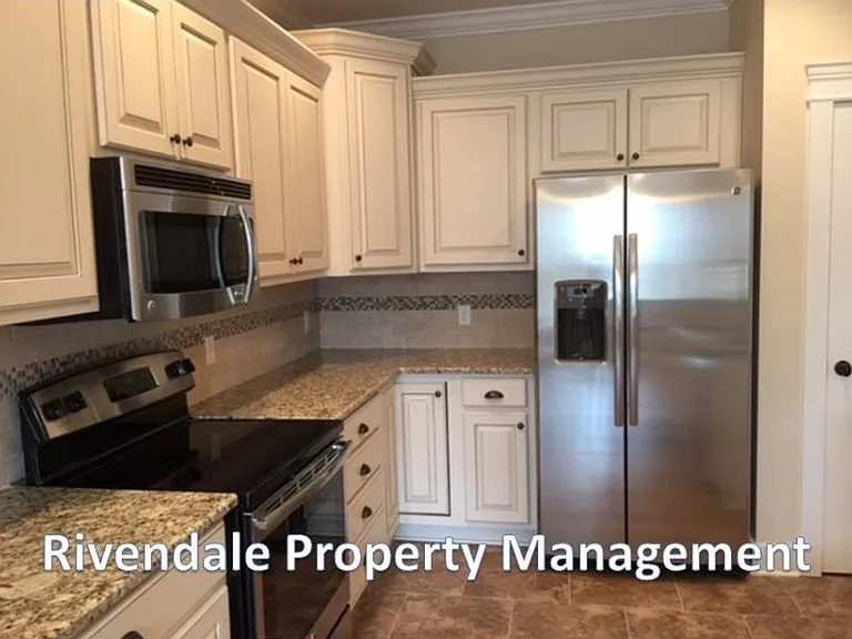 1996 Belleau Village Ln — Photo 3