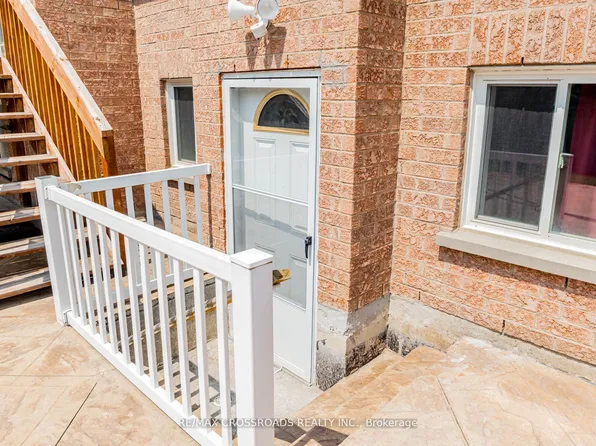 1373 Wallig Ave, Oshawa, ON L1K 0J5