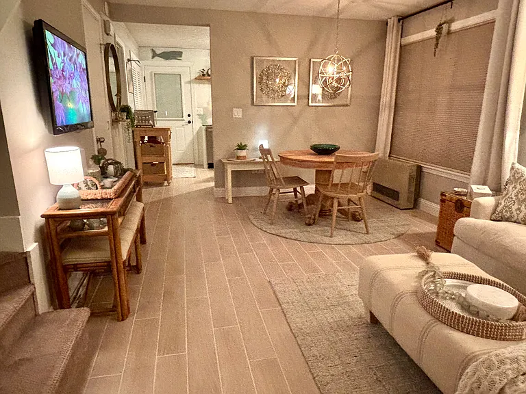 16 Mussey St #301 — Photo 4