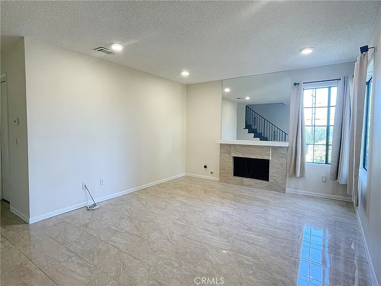 21648 Laurelrim Dr #D — Photo 3