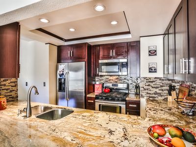 371 Flower Ln, Vista, CA, 92083