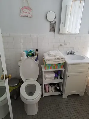 Rented by Allen Harris, LREB | media 37