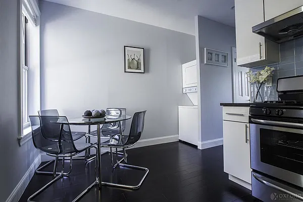 Rented by Oxford Property Group | media 7