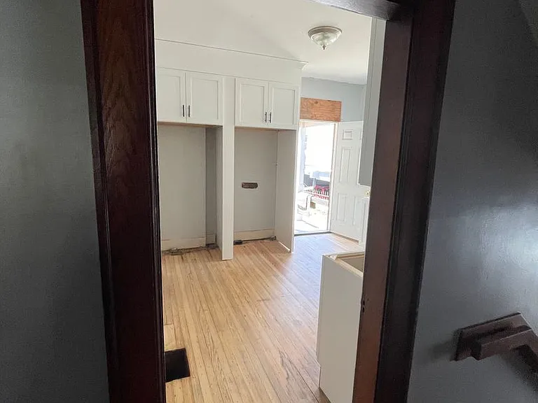149 E 13th Ave — Photo 25