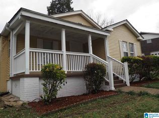 718 Oak St, Bessemer, AL 35022