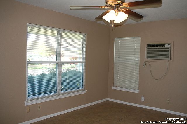 2nd image of 238 Marchmont Ln