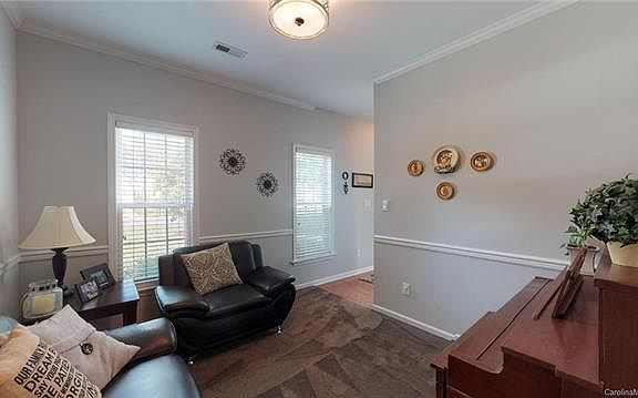 4th image of 9517 Mitchell Glen Dr