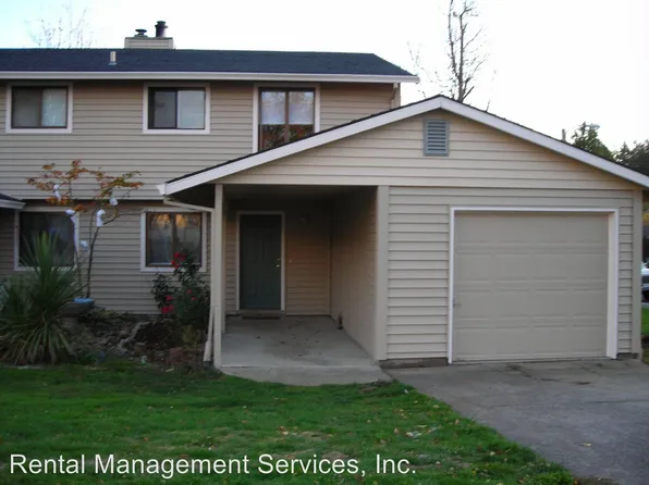 872-876 NE Hacienda Ct, Gresham, OR 97030