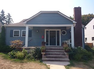 4611 SW Frontenac St, Seattle, WA 98136