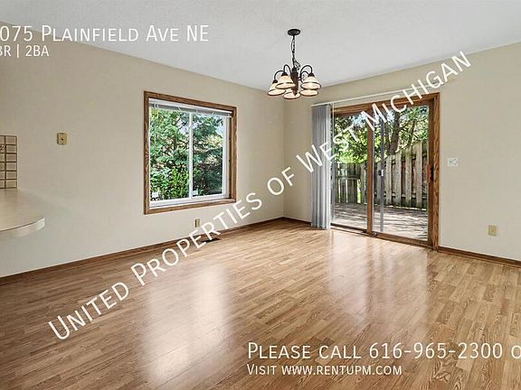 3rd image of 3075 Plainfield Ave NE