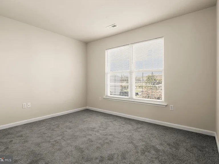 1 Karendale Ct — Photo 35