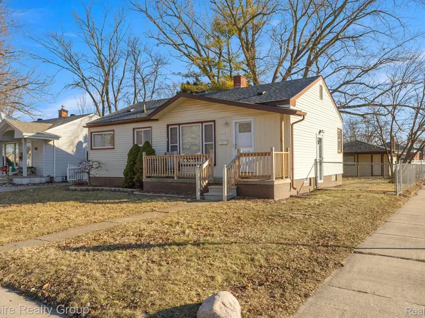 612 Gilman St, Garden City, MI 48135